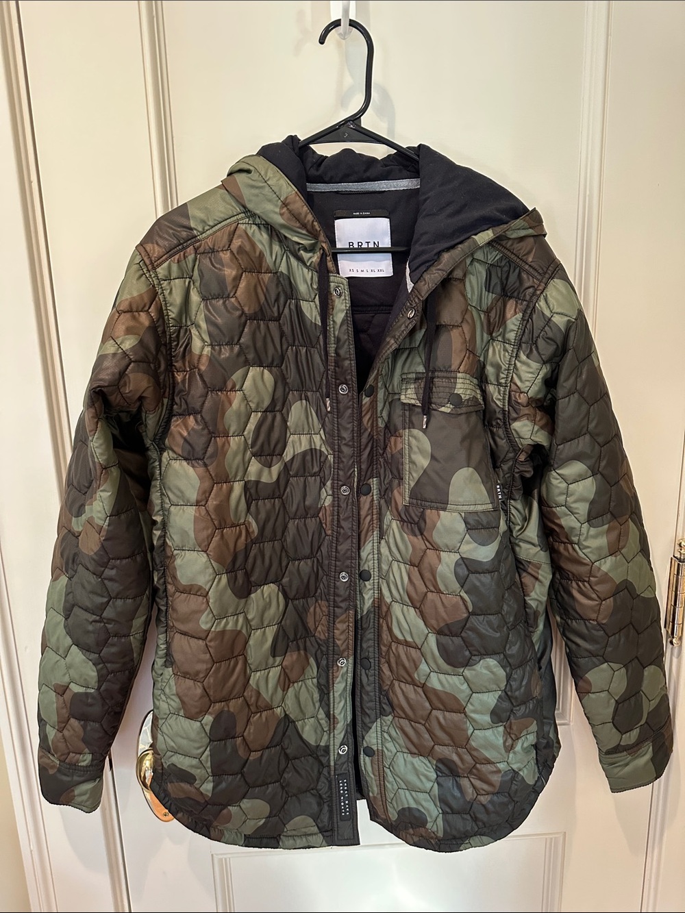 Burton Camouflage Quilted Men's Jacket with Hood SZ L